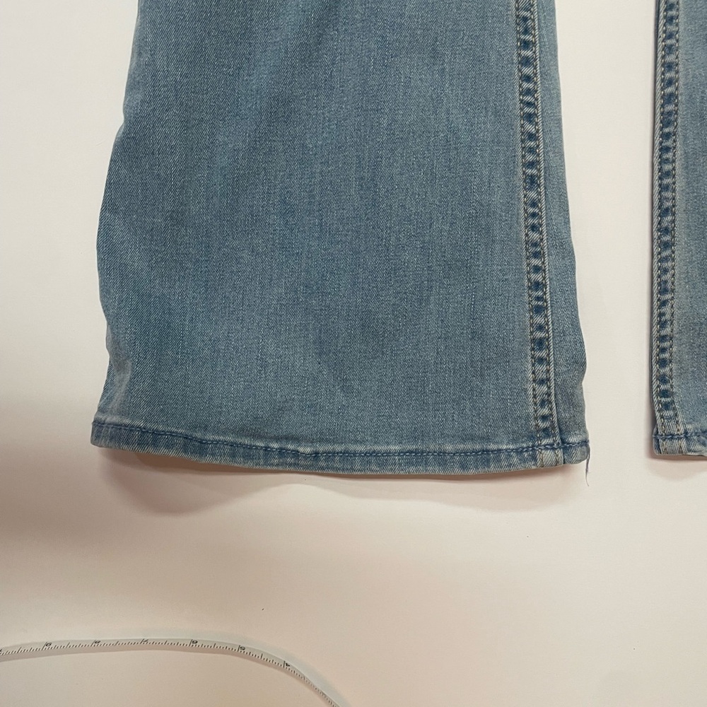Hollister High-rise Flare Light Blue Jeans Size 0R w25R. Teens - Picture 3 of 8